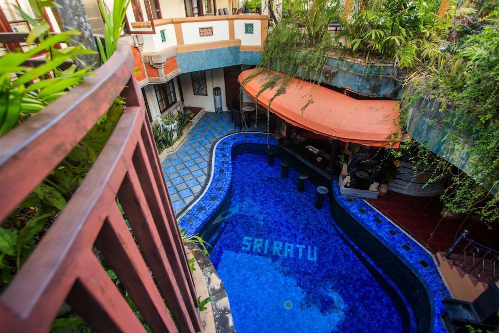 Sri Ratu Hotel เลอกีอัน ภายนอก รูปภาพ