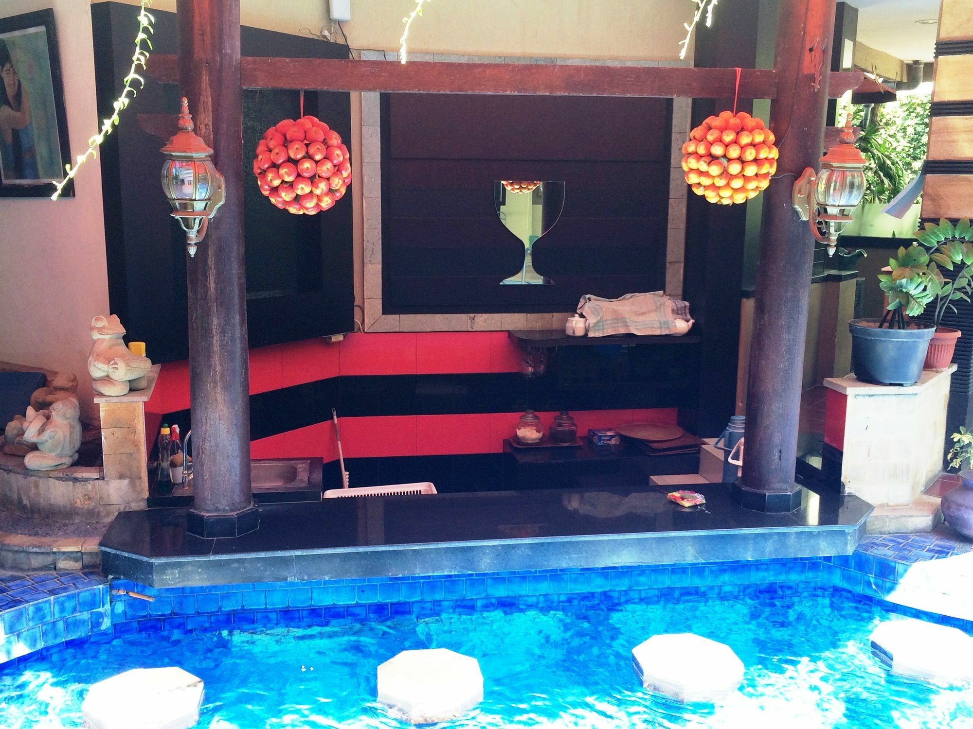 Sri Ratu Hotel เลอกีอัน ภายนอก รูปภาพ